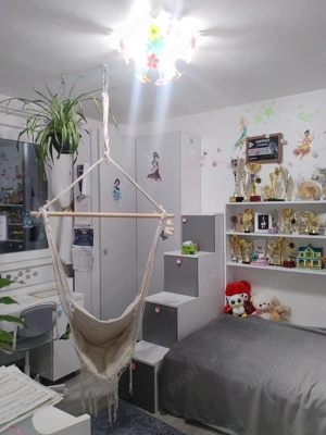 Vand apartament 2 camere, Vest, langa Gradinita 39 - imagine 2