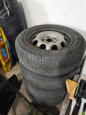 Anvelope de iarna Goodrich 215/65 R16 + Jante - imagine 3