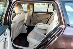 Skoda Octavia 2.0 TDI 150CP | Bi-Xenon Adaptive | Keyless | Parbriz încălzit - imagine 7