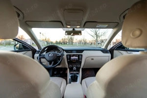 Skoda Octavia 2.0 TDI 150CP | Bi-Xenon Adaptive | Keyless | Parbriz încălzit - imagine 6