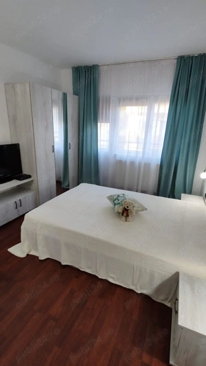 Inchiriez apartament 3 camere si garaj  - imagine 5