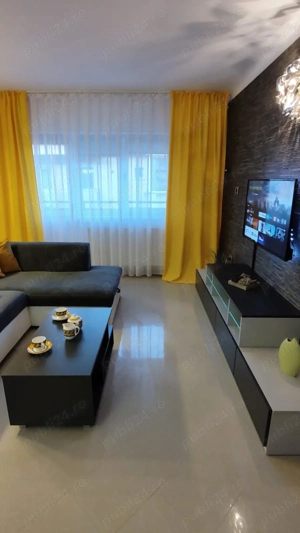 Inchiriez apartament 3 camere si garaj  - imagine 2