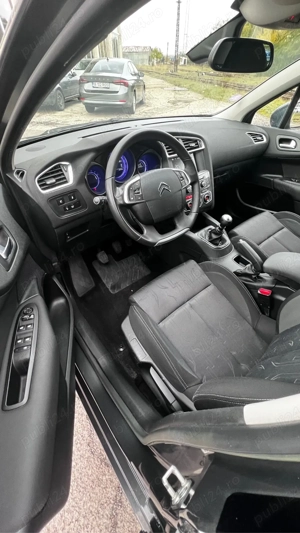 Citreon C4   Benzina   130 cp   2015   Euro 6   Manual  - imagine 10