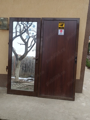 Uși de termopan culisante cu oglinda 