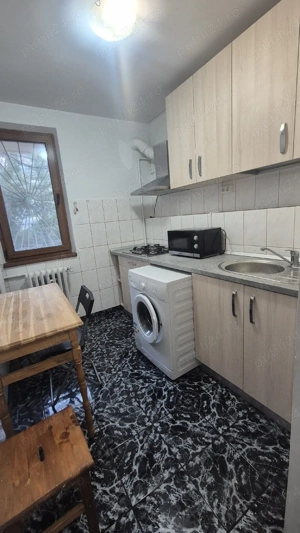 Particular, garsoniera 33 mp zona Brancoveanu intersectie cu Nitu Vasile - imagine 2