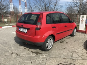 Vand Ford Fiesta 2004 1.3 benzina - imagine 3