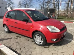 Vand Ford Fiesta 2004 1.3 benzina