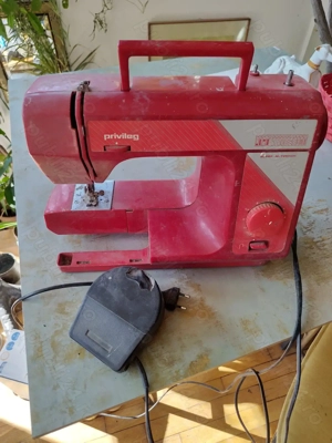 Masina de cusut Privileg