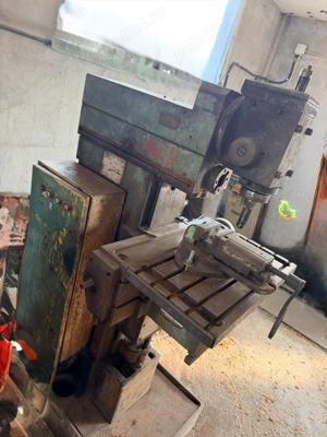 De vânzare freză universală FUS 22   utilaj robust pentru atelier mecanic