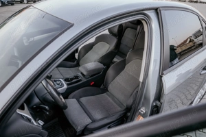 Vând audi A4 B8, 2.0 Tdi 170 cp, manual. 2010 - imagine 7