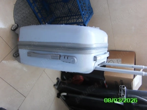 Trolere rosiu Mic,Mediu si Albastru si unul mic Gri 4 roti