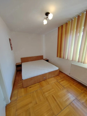 Vând apartament cu 3 camere aproape de Iulius Mall 