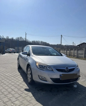Vând Opel astra hatchback