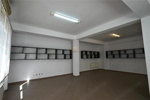 Spatiu birouri 82 mp De inchiriat  Suceava  Cartier Obcini 07257817187 - imagine 8