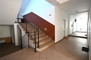 Spatiu birouri 82 mp De inchiriat  Suceava  Cartier Obcini 07257817187