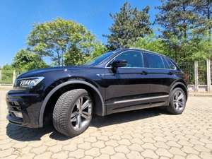 Volkswagen Tiguan 1.5 TSI | 2020 | R-Line | 131 CP | Black Pearl  - imagine 6