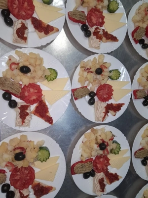 angajez bucatar  - imagine 2