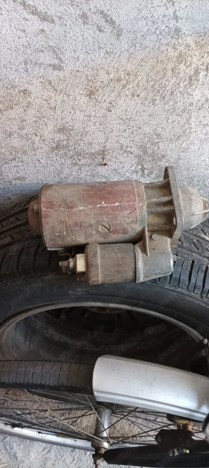 Vând demaror Dacia 200 lei, praguri ornamentale 100 lei, Set plăcuțe frână Fartec 30 lei. - imagine 2