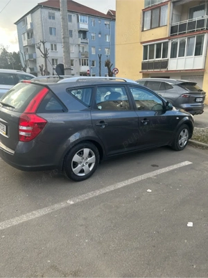 propietar vind Kia ceed an 2009 