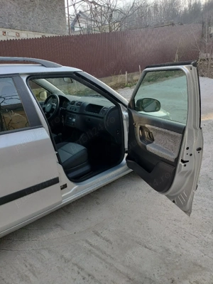 Vând Skoda Fabia 2 facelift euro 5 benzina  - imagine 8