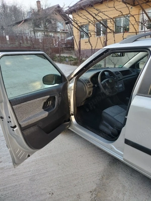 Vând Skoda Fabia 2 facelift euro 5 benzina  - imagine 7