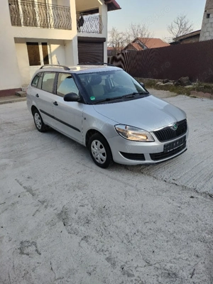 Vând Skoda Fabia 2 facelift euro 5 benzina  - imagine 2