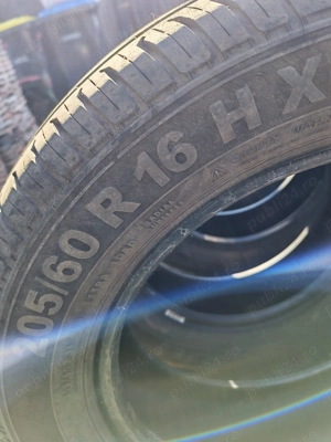 Vând cauciucuri 205/60/R16
