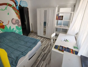 Vand sau schimb apartament cu 3 camere in centrul orasului Ramnicu Valcea etaj 4 - imagine 6