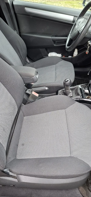 Proprietar vând Opel Astra H, 2010, 1,6 benzina, sedan - imagine 10