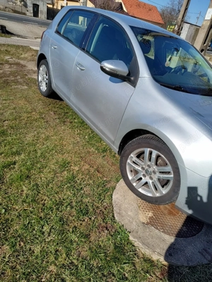 Vând mașina, Volkswagen Golf 6, culoare Grii, motor 1.6TDI, din 2009 - imagine 5