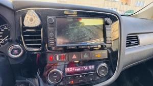 Mitsubishi Outlander 2013 | 2.2 Diesel | 4x4 Selectabil | Dotări Premium | Istoric Service - imagine 6