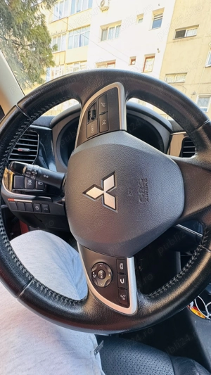 Mitsubishi Outlander 2013 | 2.2 Diesel | 4x4 Selectabil | Dotări Premium | Istoric Service - imagine 8