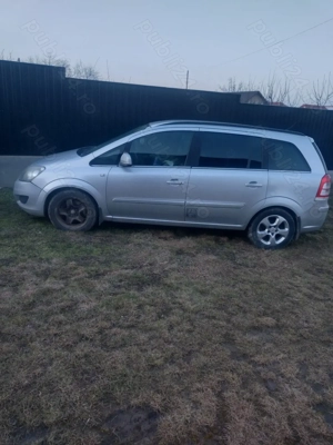 Opel Zafira 2013 1.7 diesel 