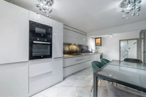    Super oferta! Casa in zona de Sud-Vest a Pitestiului!    - imagine 8