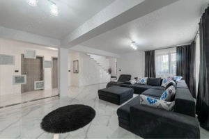    Super oferta! Casa in zona de Sud-Vest a Pitestiului!    - imagine 10