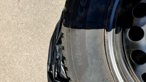 Roti complete Hyundai I30, 2024, jante otel cu capace originale, cauciucuri iarna Hankook - imagine 4