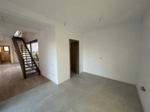 Casa cu 5 camere - Dumbarvita - imagine 14