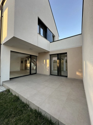 Casa cu 5 camere - Dumbarvita - imagine 9