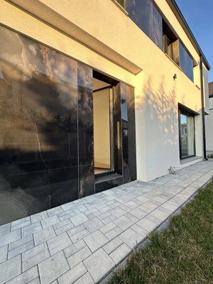 Casa cu 5 camere - Dumbarvita - imagine 11