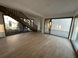 Casa cu 5 camere - Dumbarvita