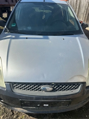 Dezmembrez Ford Fiesta  - imagine 2