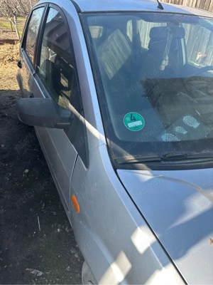 Dezmembrez Ford Fiesta 