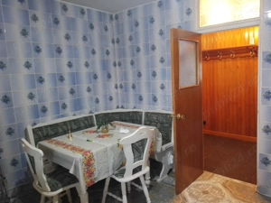 Vând Apartament 3 Camere  - imagine 2