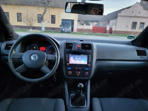 Vw golf 5 1.6 benzină 6 trepte - imagine 5