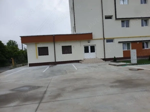 Vind apartament 2 camere unic(tip casa) - imagine 3