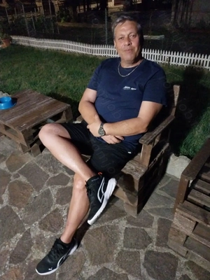 Sofer cat b  disponibil