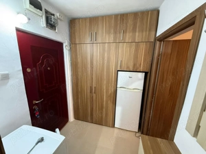 Proprietar inchiriez Ap. 1 camera Circumvalațiunii  - imagine 8