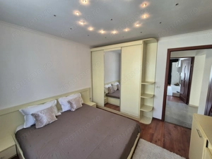 Vand apartament 2 camere et.2 Micro 4 - imagine 5