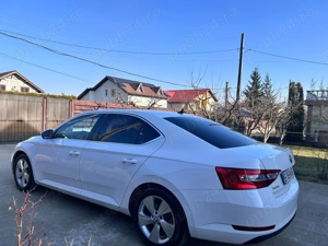 Skoda Superb 2.0 TDI 150CP 4x4 - imagine 2
