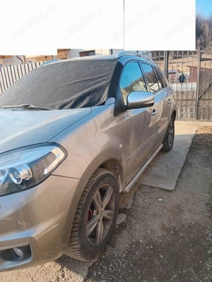 SUV Renault Koleos 2.0 Bose Diesel 4x4 cutie viteza manuala 6 trepte, an 2013 - imagine 3